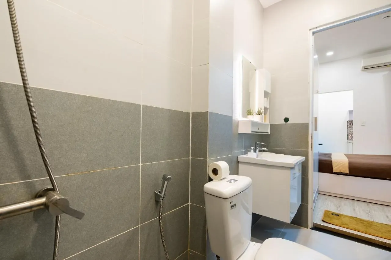 Ekomo Home - Central Saigon Ho Chi Minh City Homestay