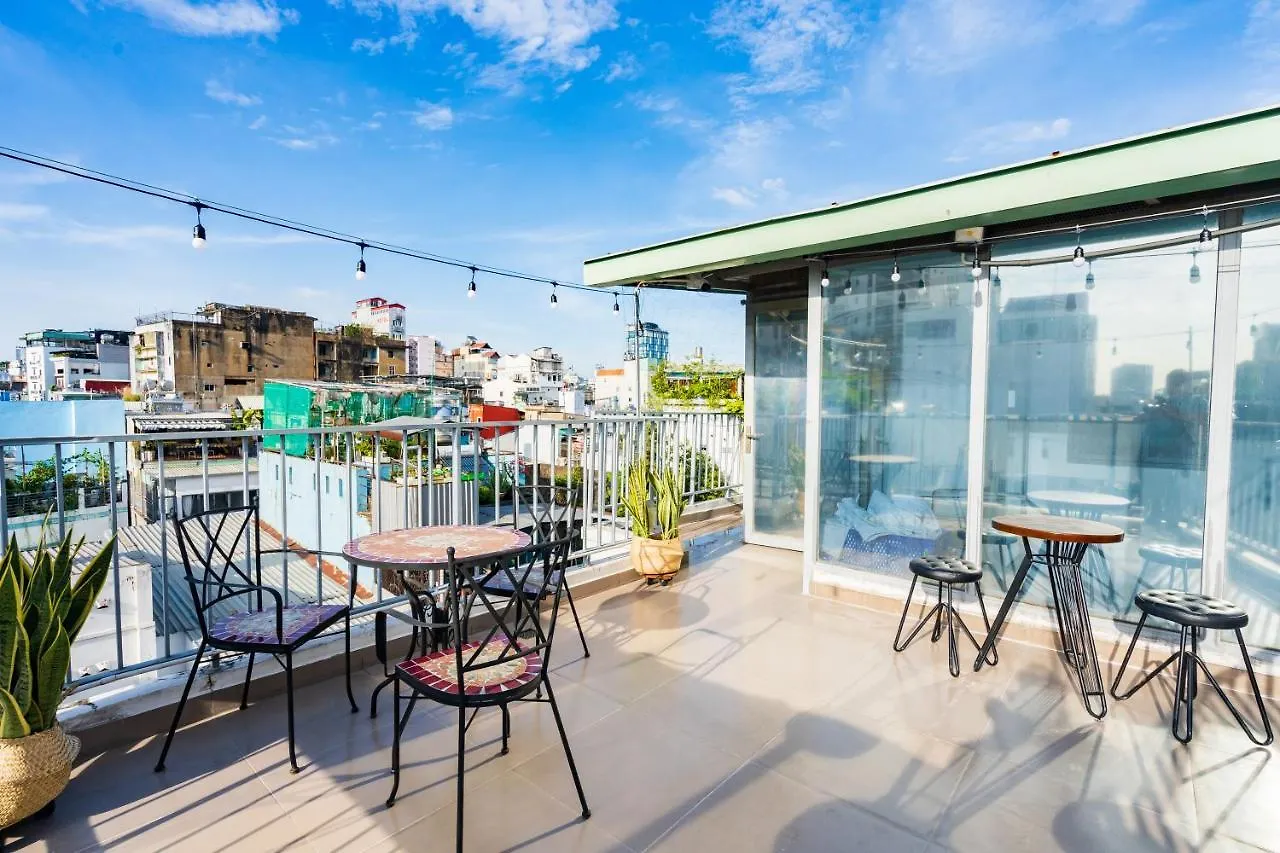 Ekomo Home - Central Saigon Ho Chi Minh City Homestay